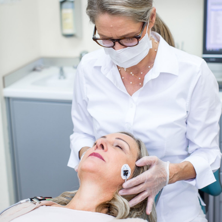 Dr. Med. Dent. Claudia Ricken, Bioästhetische Kieferorthopädie